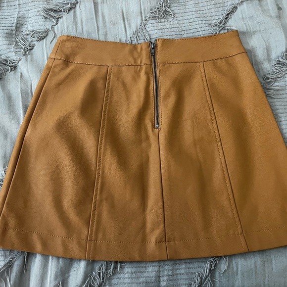 Brown Leather Skirt - Picture 2 of 3